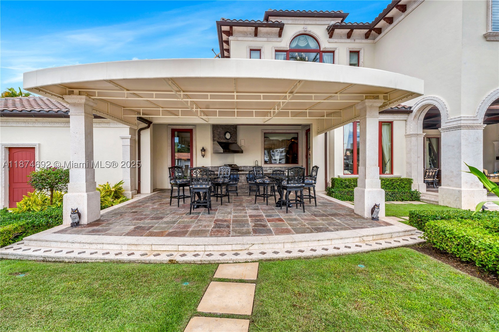 700 Osprey Point Cir, Boca Raton FL 33431