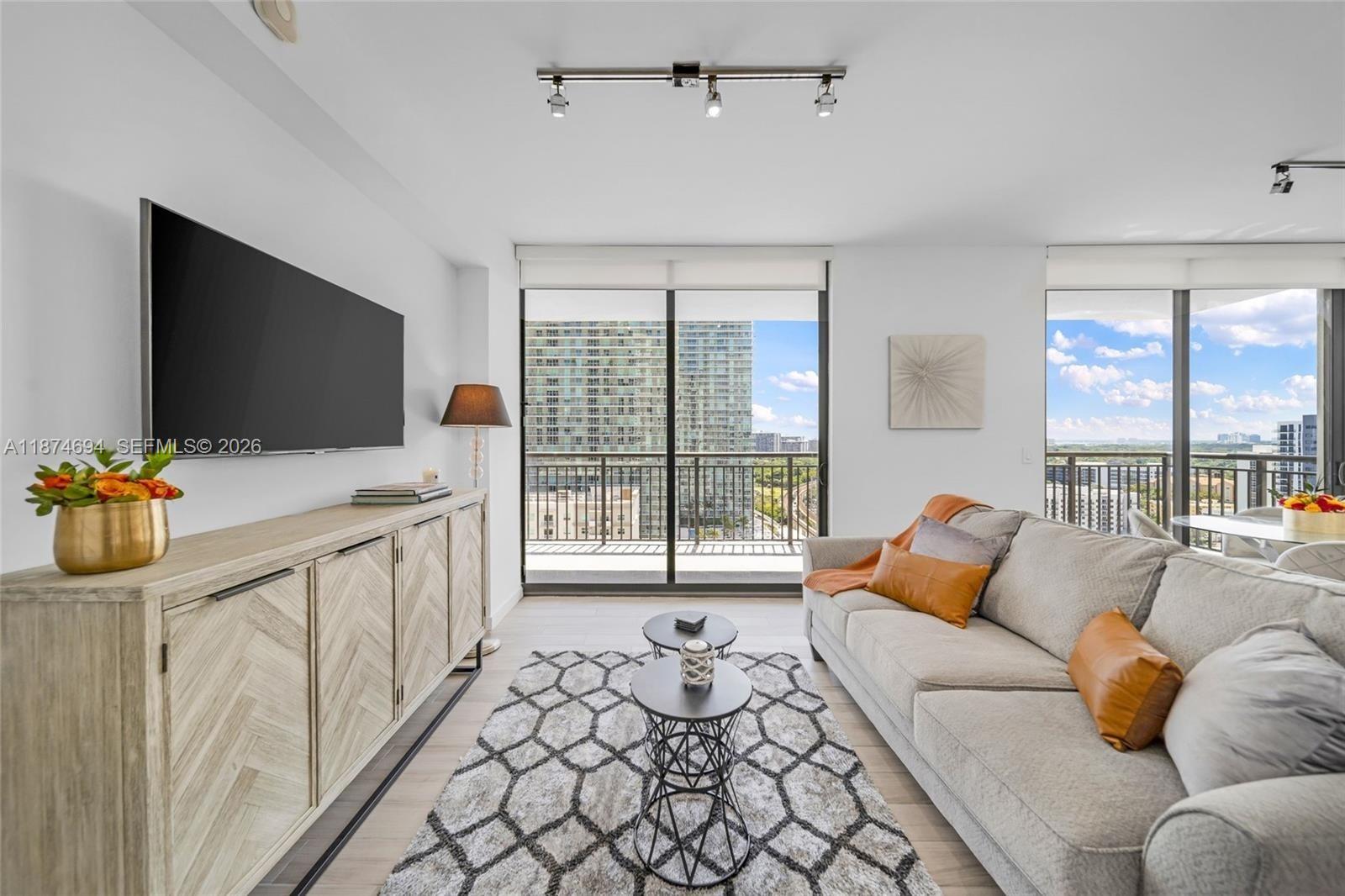999 SW 1st Ave #1903, Miami FL 33130