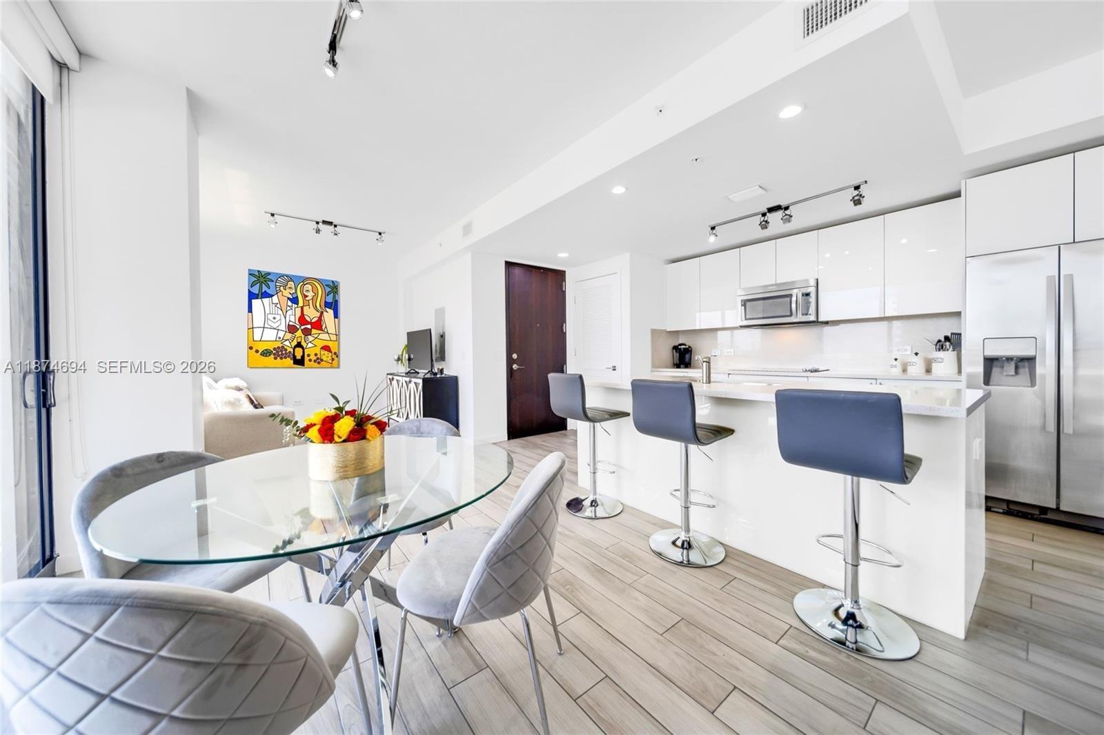 999 SW 1st Ave #1903, Miami FL 33130