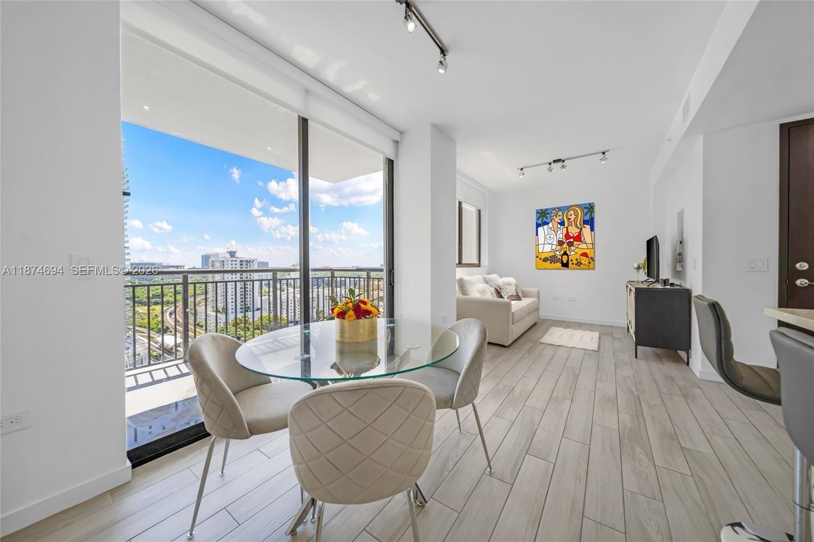 999 SW 1st Ave #1903, Miami FL 33130