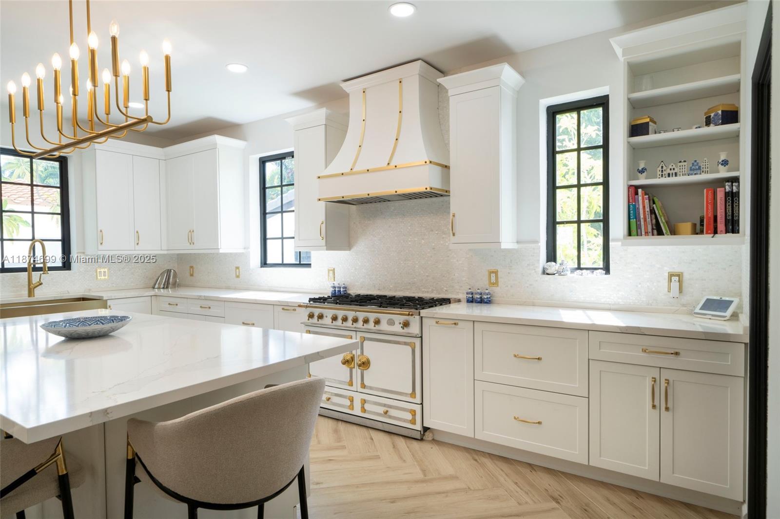 5149 Alton Rd, Miami Beach FL 33140