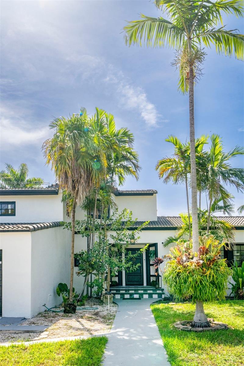 5149 Alton Rd, Miami Beach FL 33140