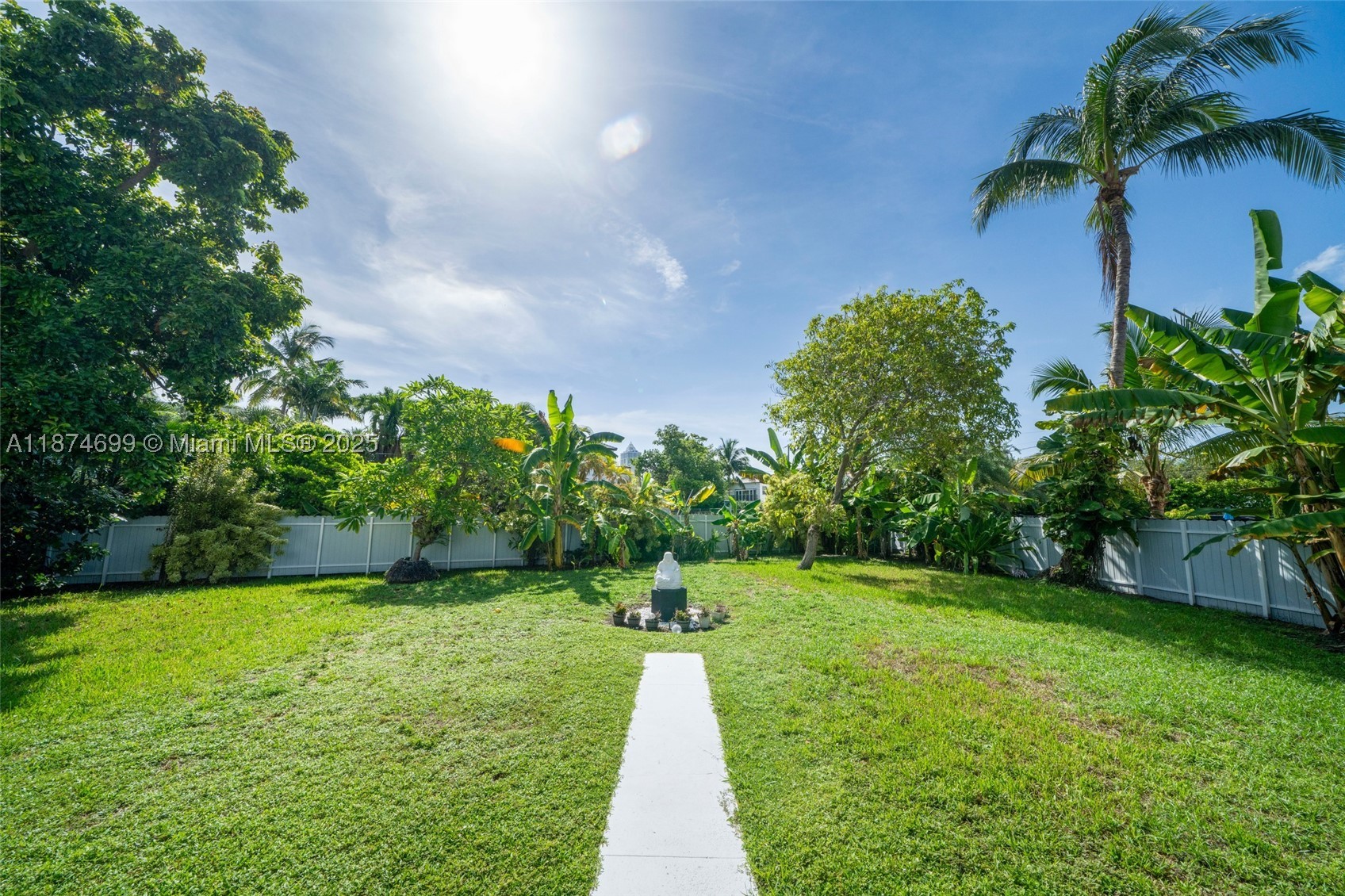 5149 Alton Rd, Miami Beach FL 33140