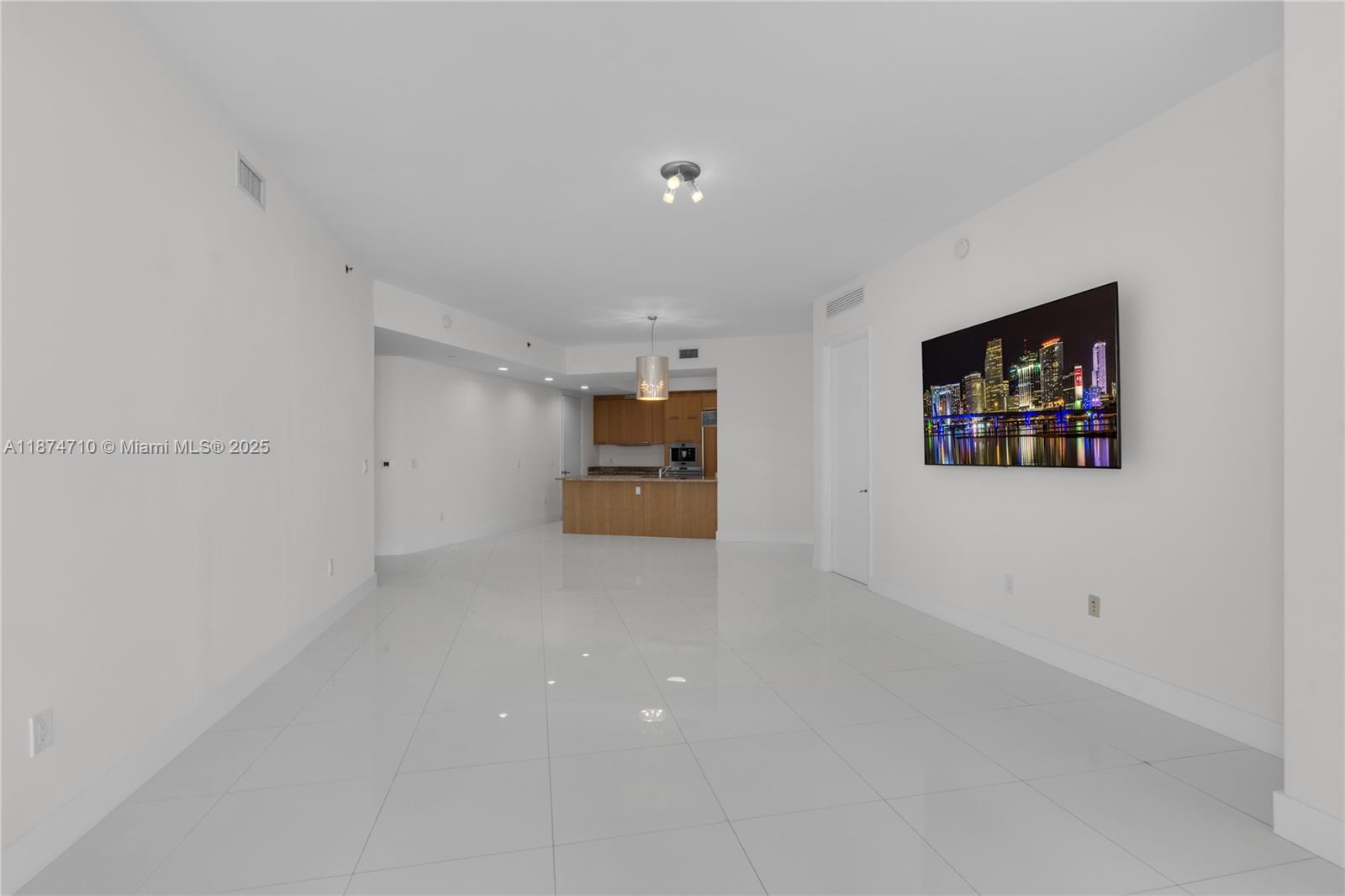 15811 Collins Ave #2407, Sunny Isles Beach FL 33160