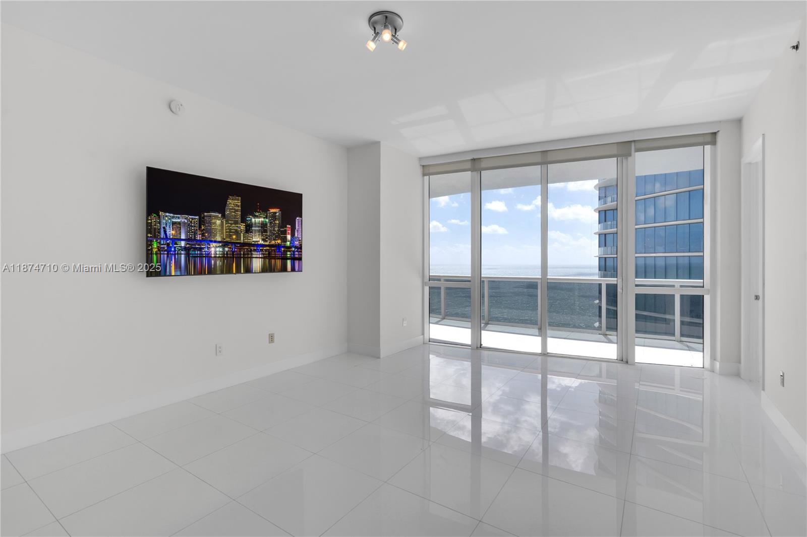 15811 Collins Ave #2407, Sunny Isles Beach FL 33160