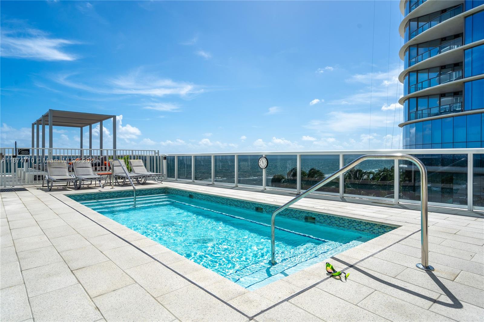 15811 Collins Ave #2407, Sunny Isles Beach FL 33160