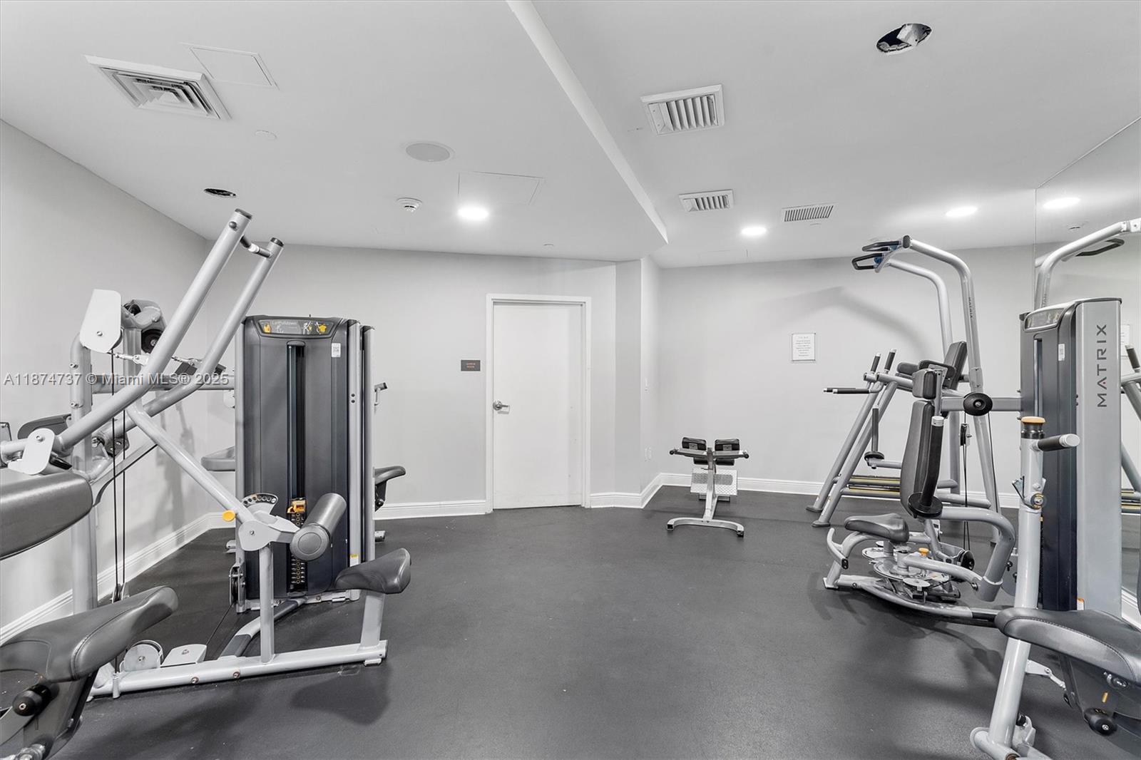 1250 S Miami Ave #3201, Miami FL 33130