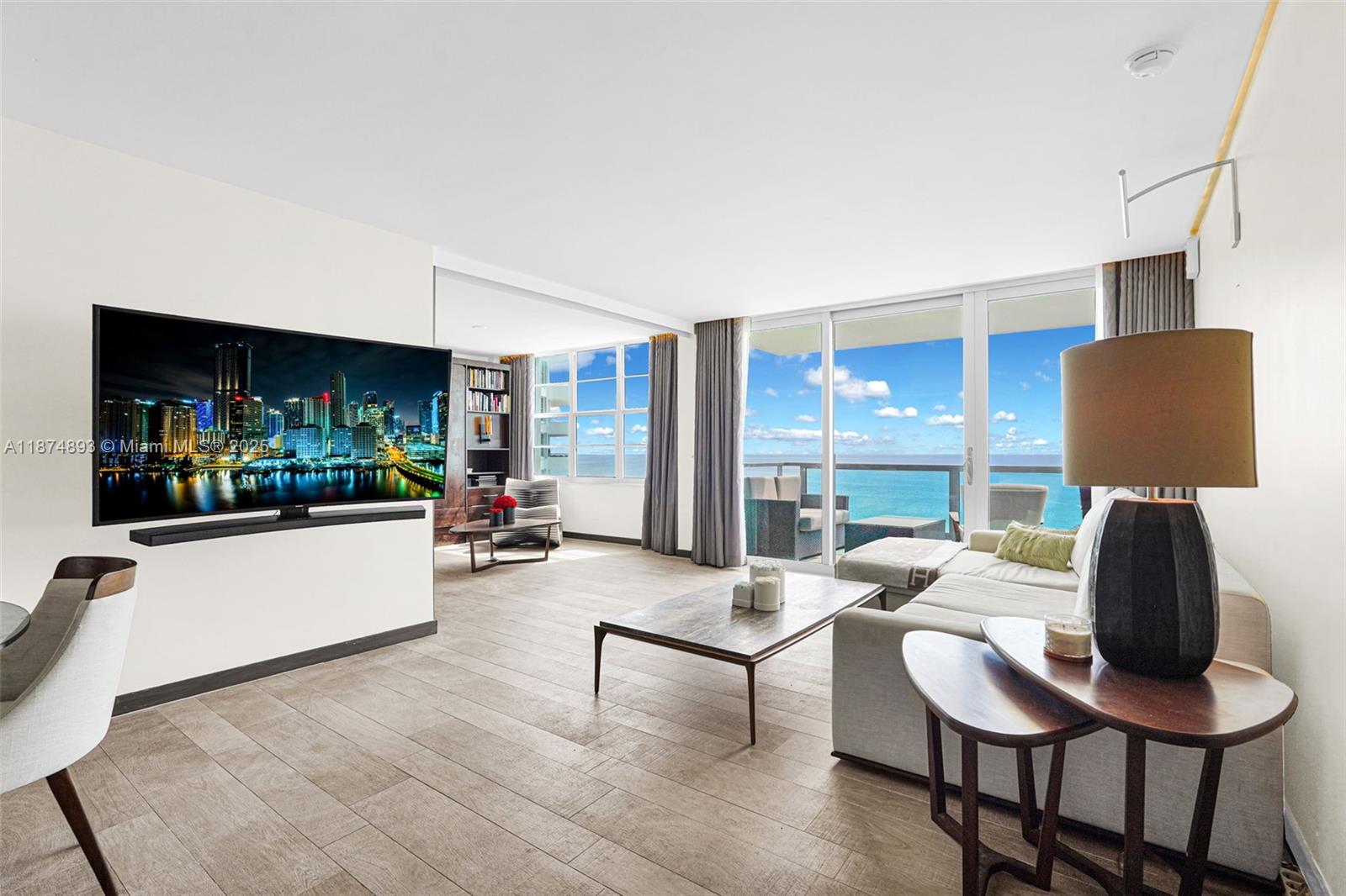 5151 Collins Ave #1519, Miami Beach FL 33140