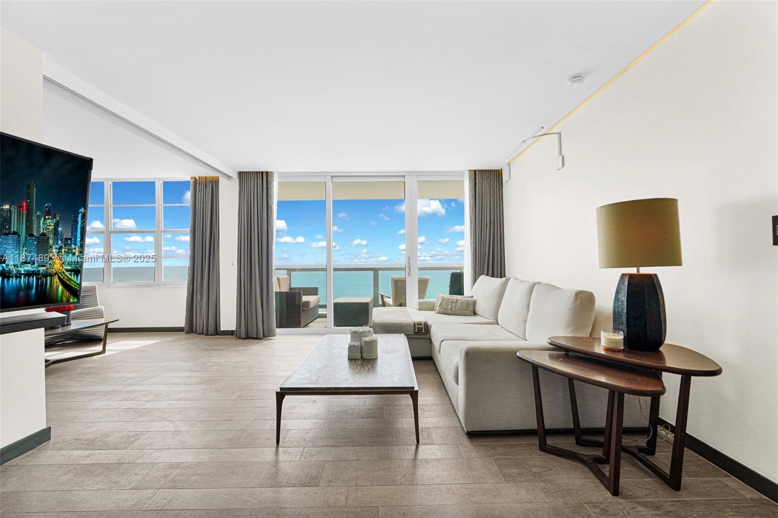 5151 Collins Ave #1519, Miami Beach FL 33140