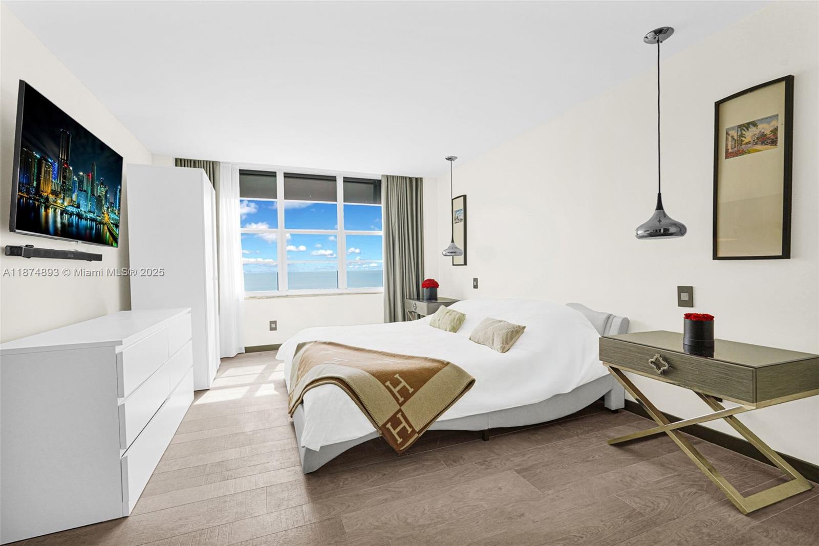 5151 Collins Ave #1519, Miami Beach FL 33140