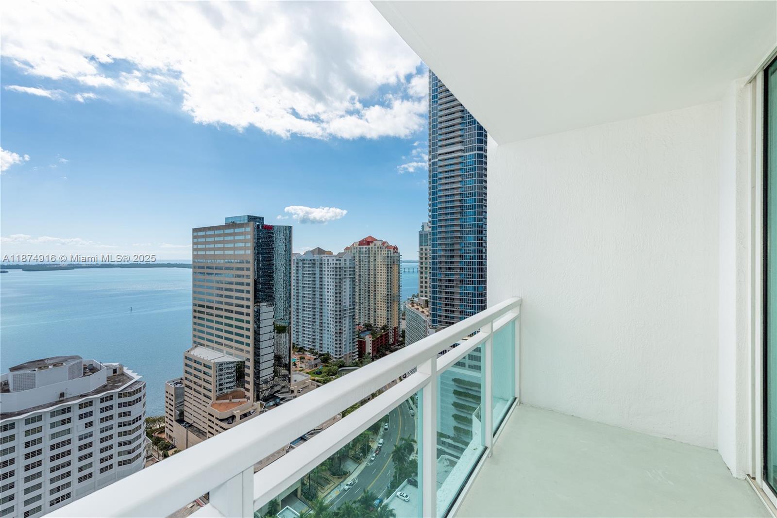 951 Brickell Ave #3102, Miami FL 33131