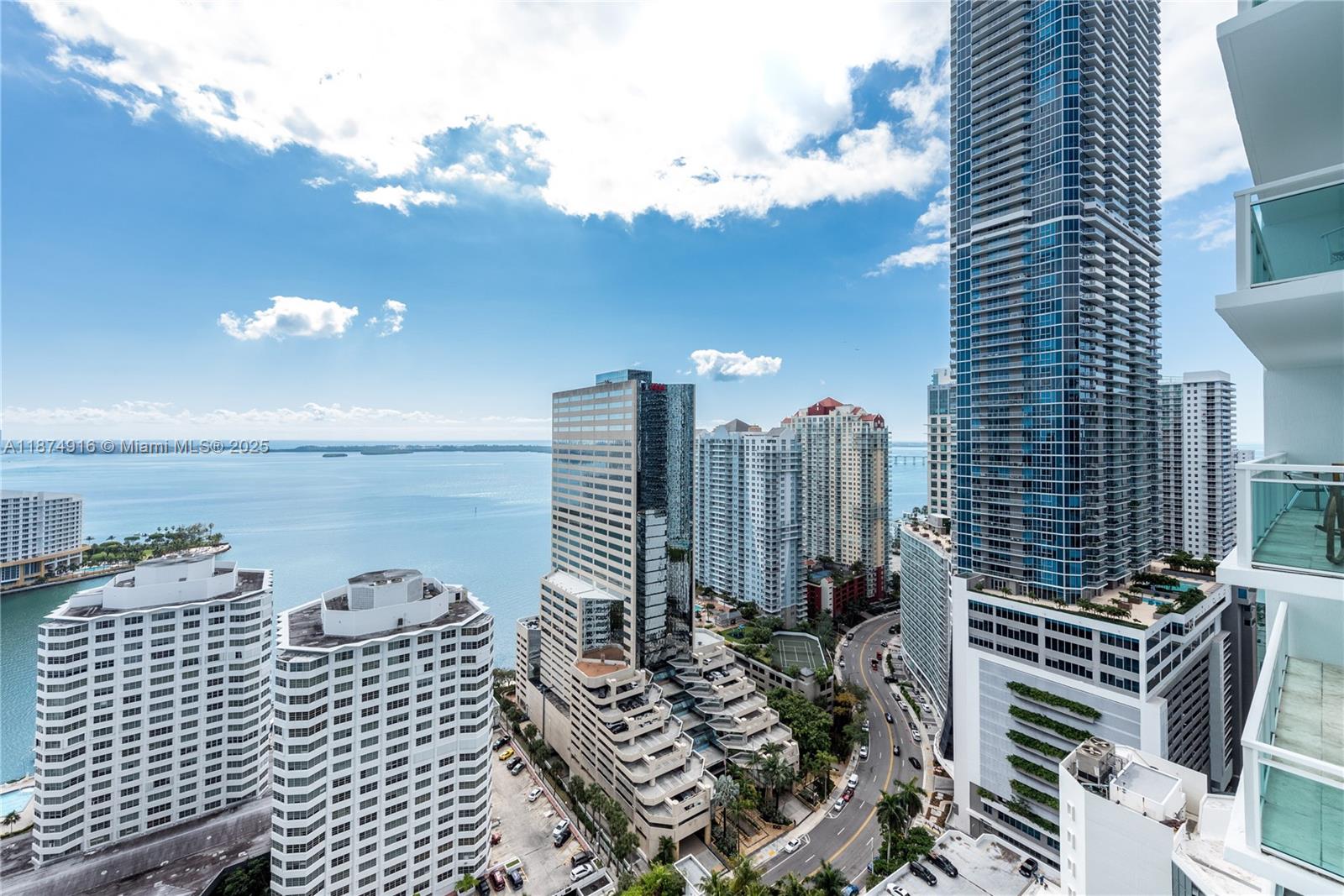 951 Brickell Ave #3102, Miami FL 33131