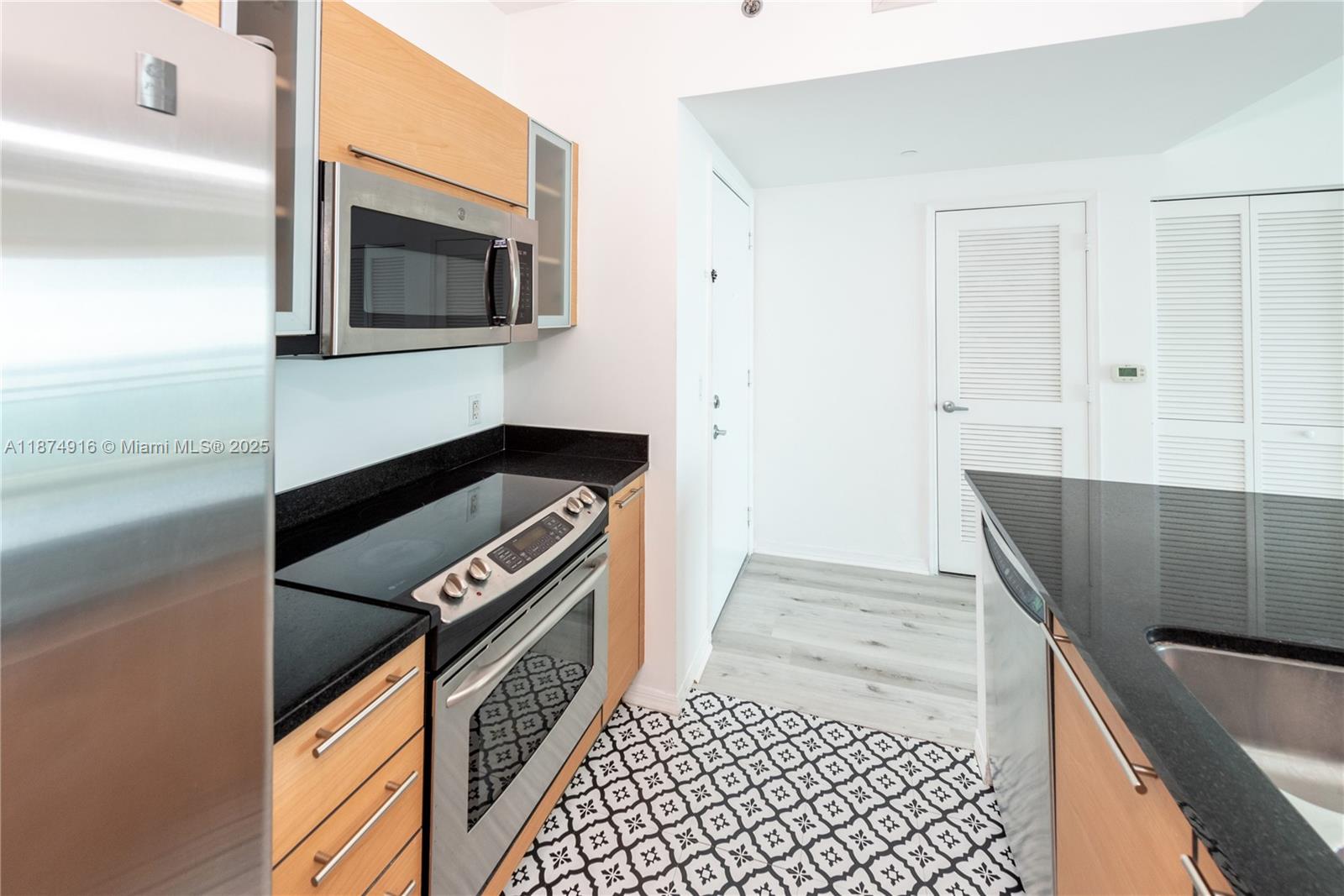 951 Brickell Ave #3102, Miami FL 33131