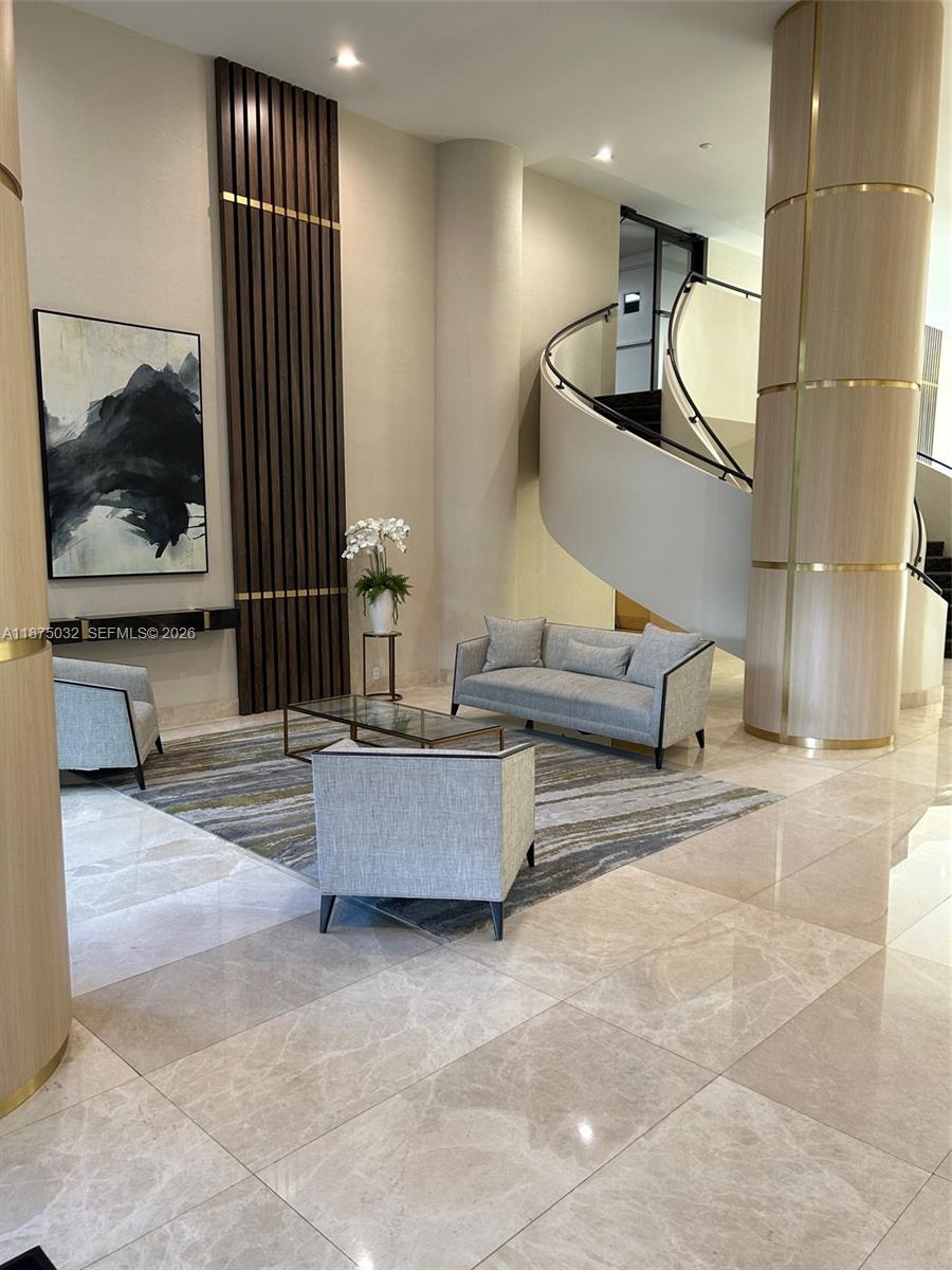 3500 Mystic Pointe Dr #3505, Aventura FL 33180