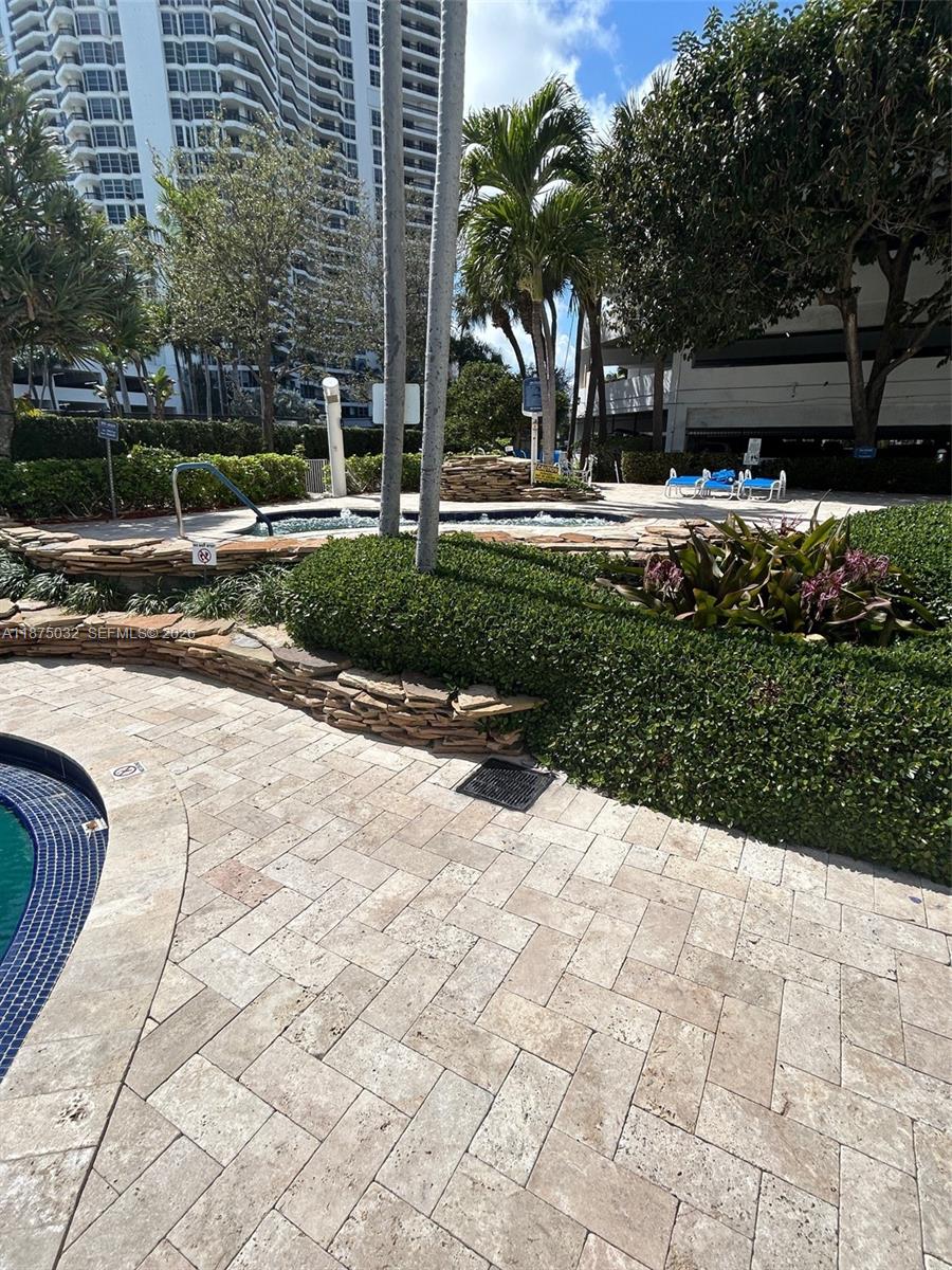 3500 Mystic Pointe Dr #3505, Aventura FL 33180