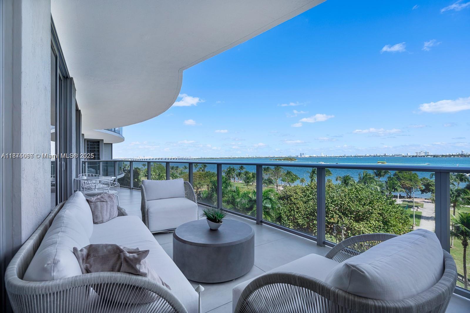 488 NE 18th St #508, Miami FL 33132