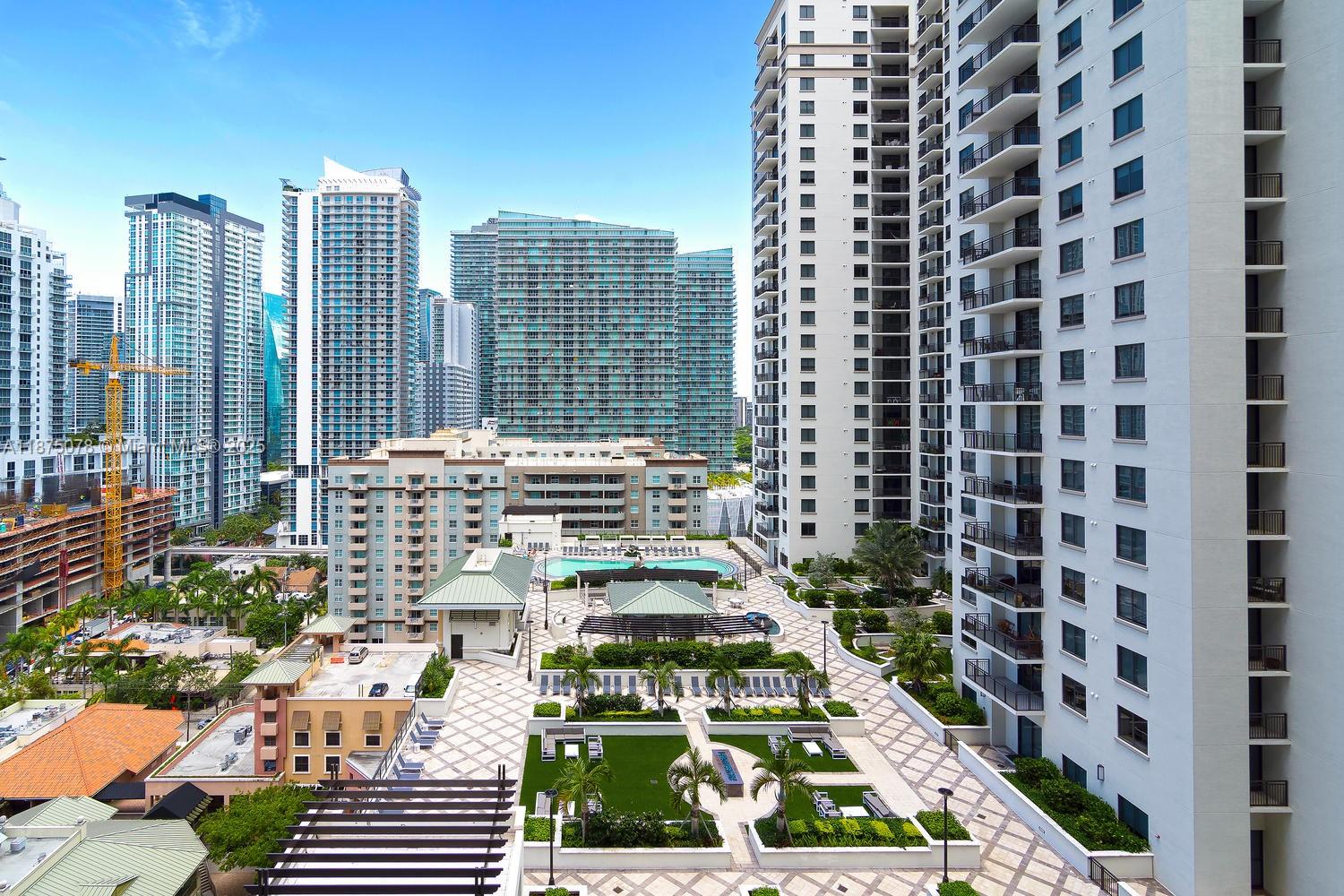 55 SW 9 St #1606, Miami FL 33130
