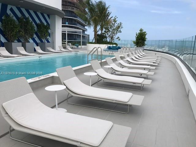 55 SW 9 St #1606, Miami FL 33130