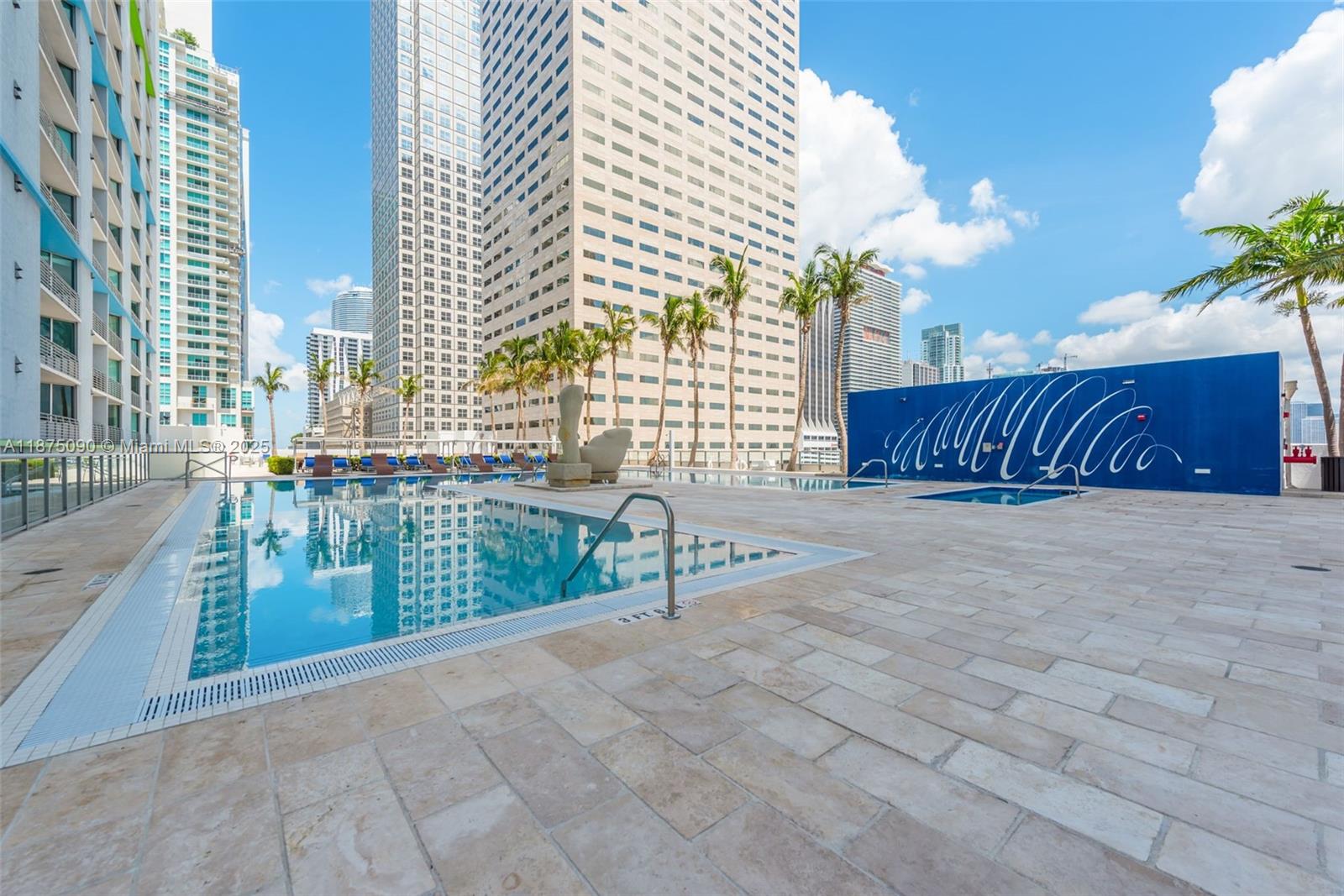 325 S Biscayne Blvd #3819, Miami FL 33131