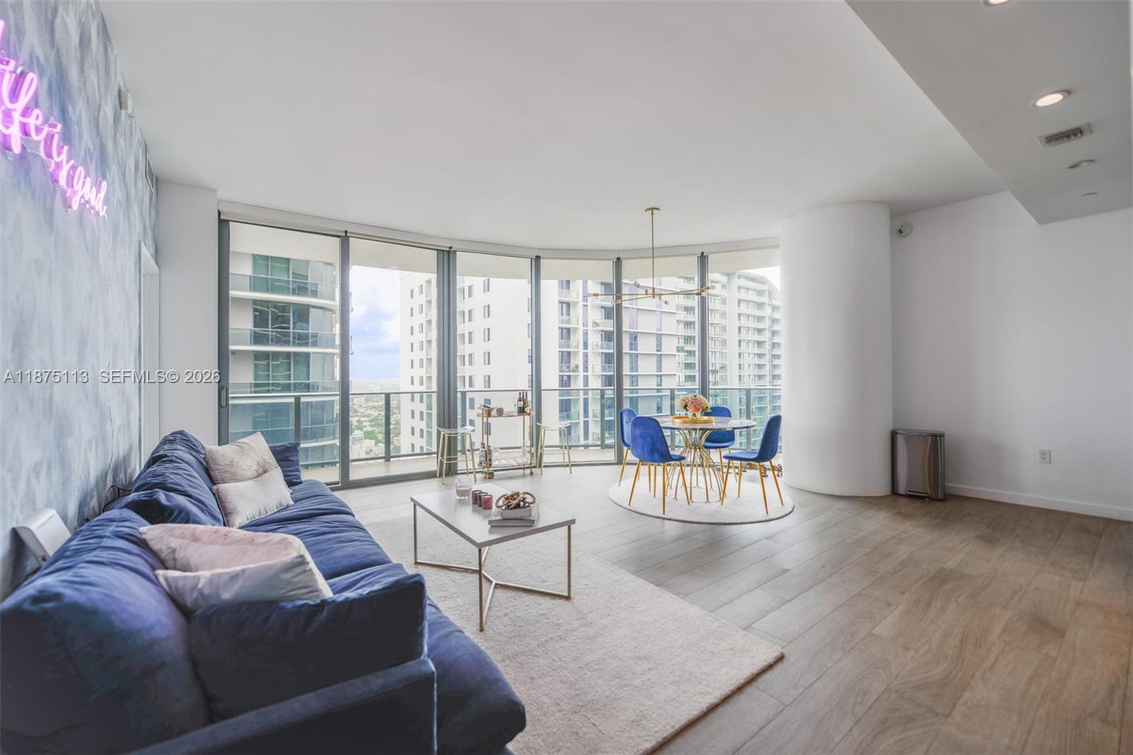 45 SW 9th ST #4108, Miami FL 33130