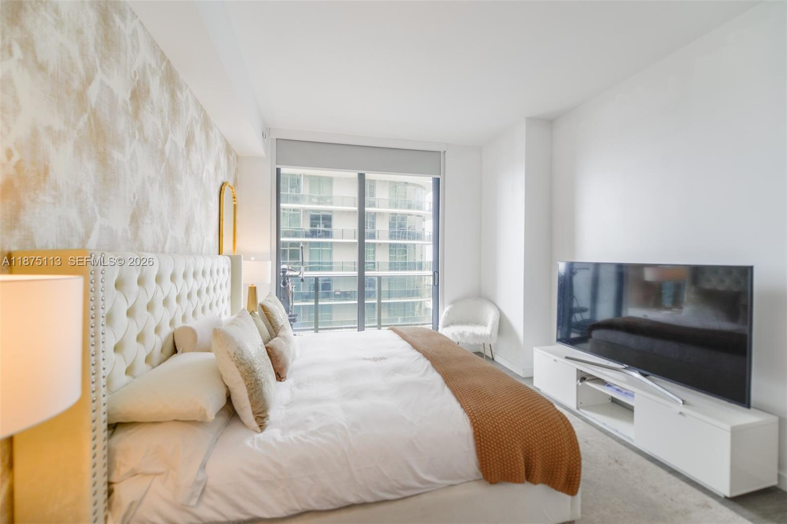 45 SW 9th ST #4108, Miami FL 33130