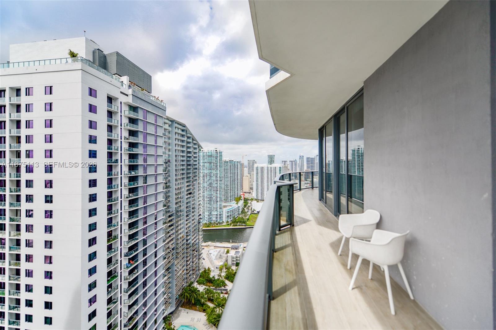 45 SW 9th ST #4108, Miami FL 33130