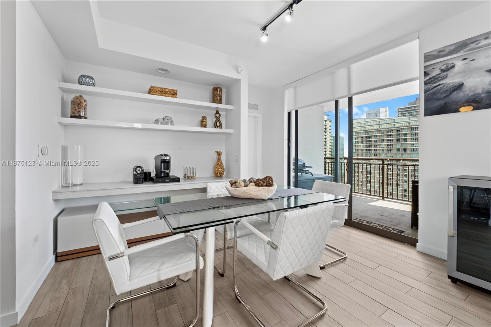 999 SW 1st Ave #3304, Miami FL 33130