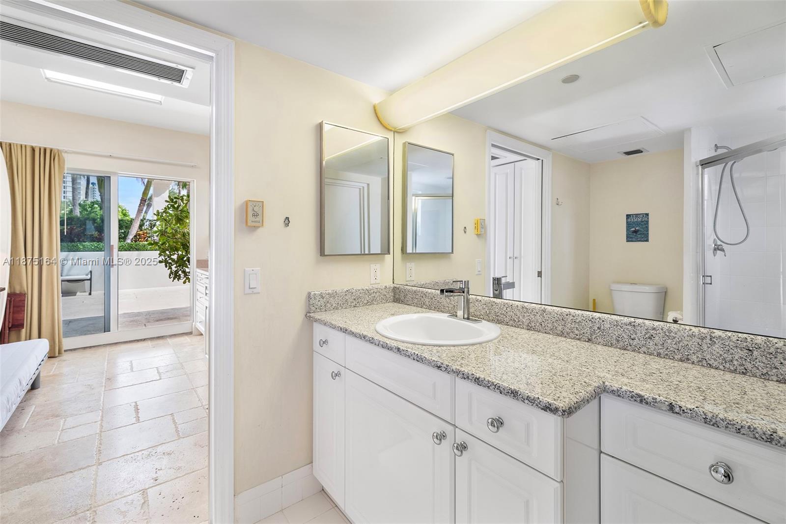 4775 Collins Ave #CA-A14, Miami Beach FL 33140
