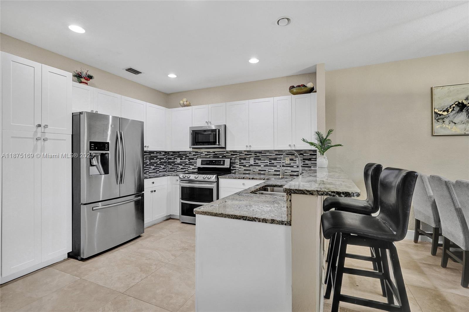 3237 NW 32nd Ter, Oakland Park FL 33309