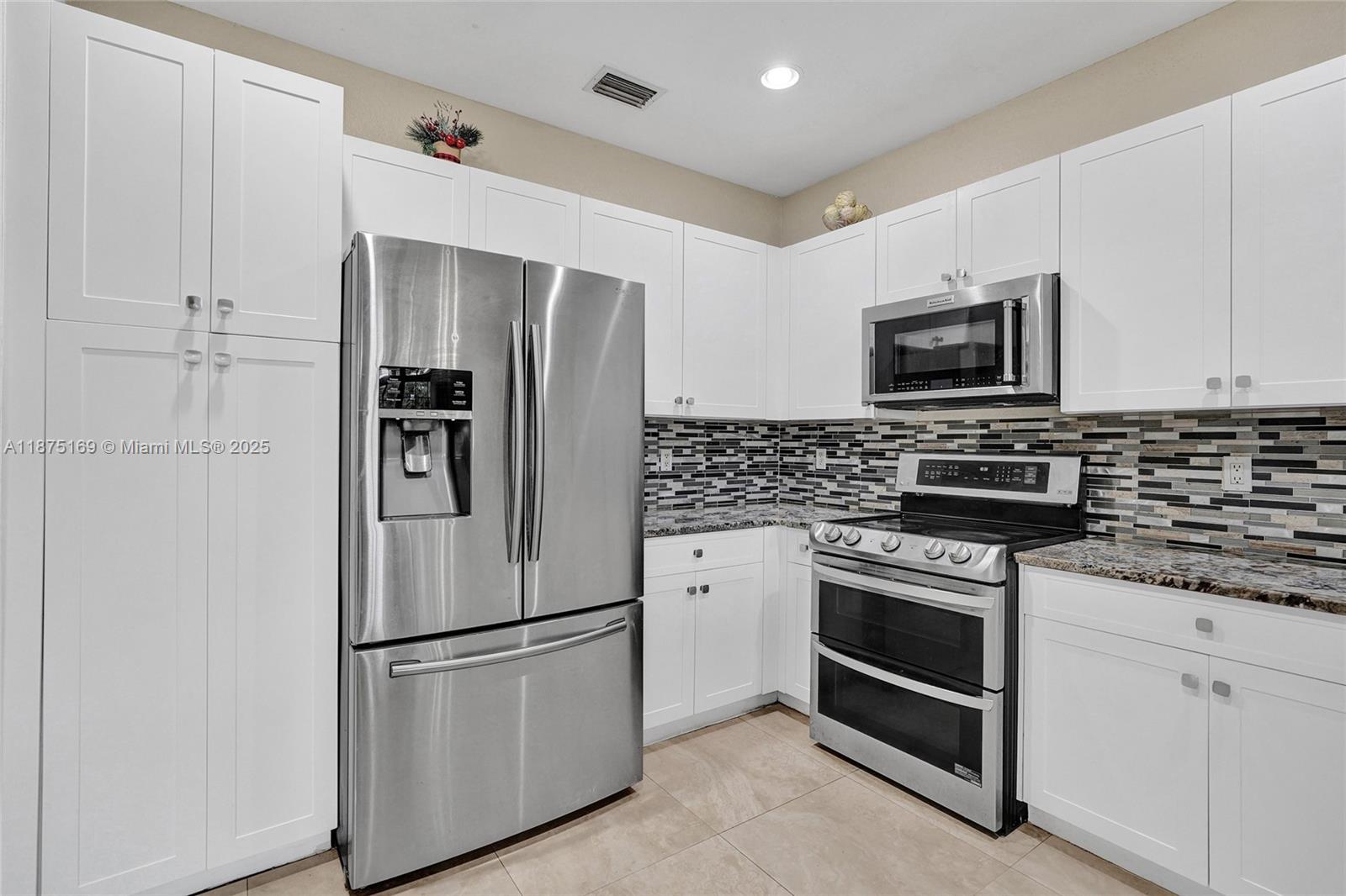 3237 NW 32nd Ter, Oakland Park FL 33309