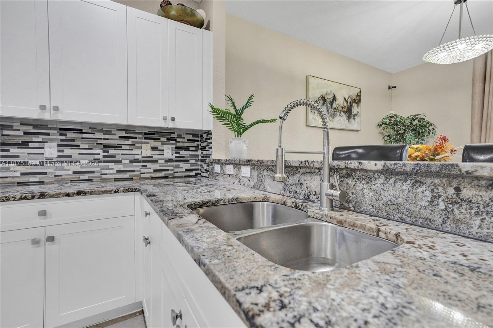 3237 NW 32nd Ter, Oakland Park FL 33309
