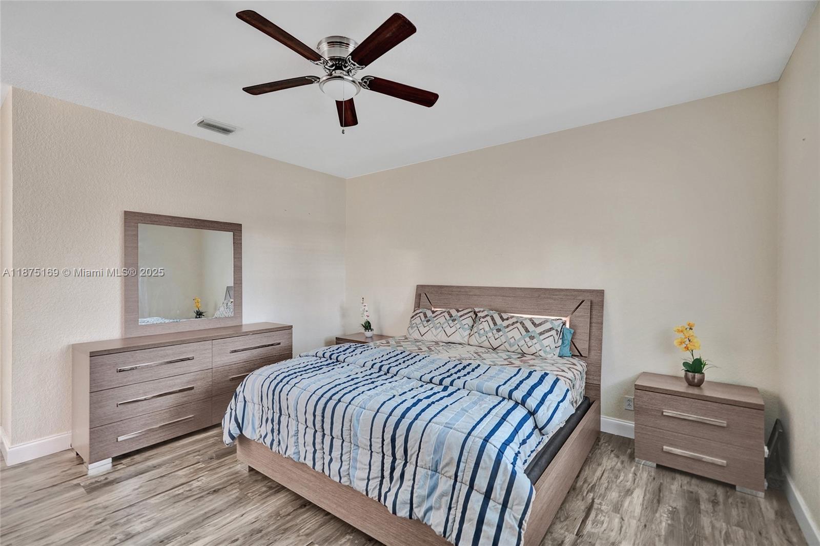 3237 NW 32nd Ter, Oakland Park FL 33309