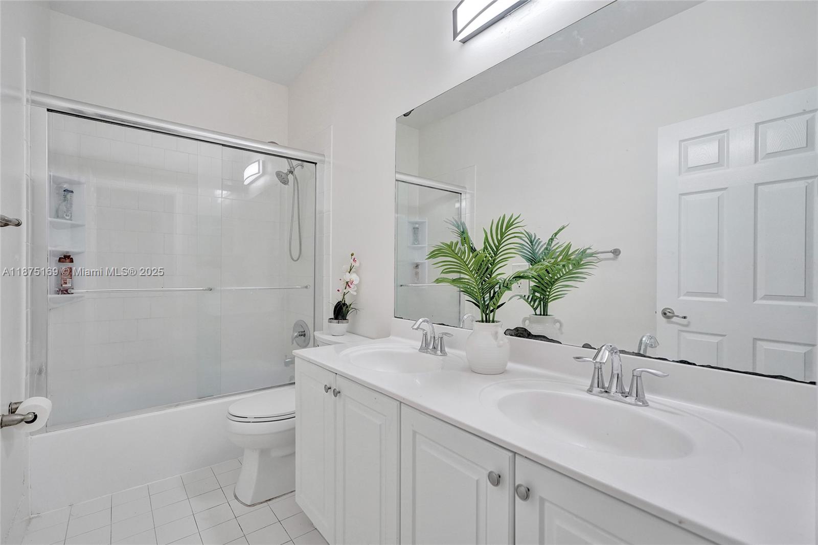 3237 NW 32nd Ter, Oakland Park FL 33309