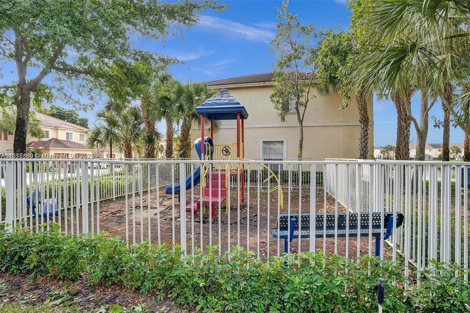 3237 NW 32nd Ter, Oakland Park FL 33309