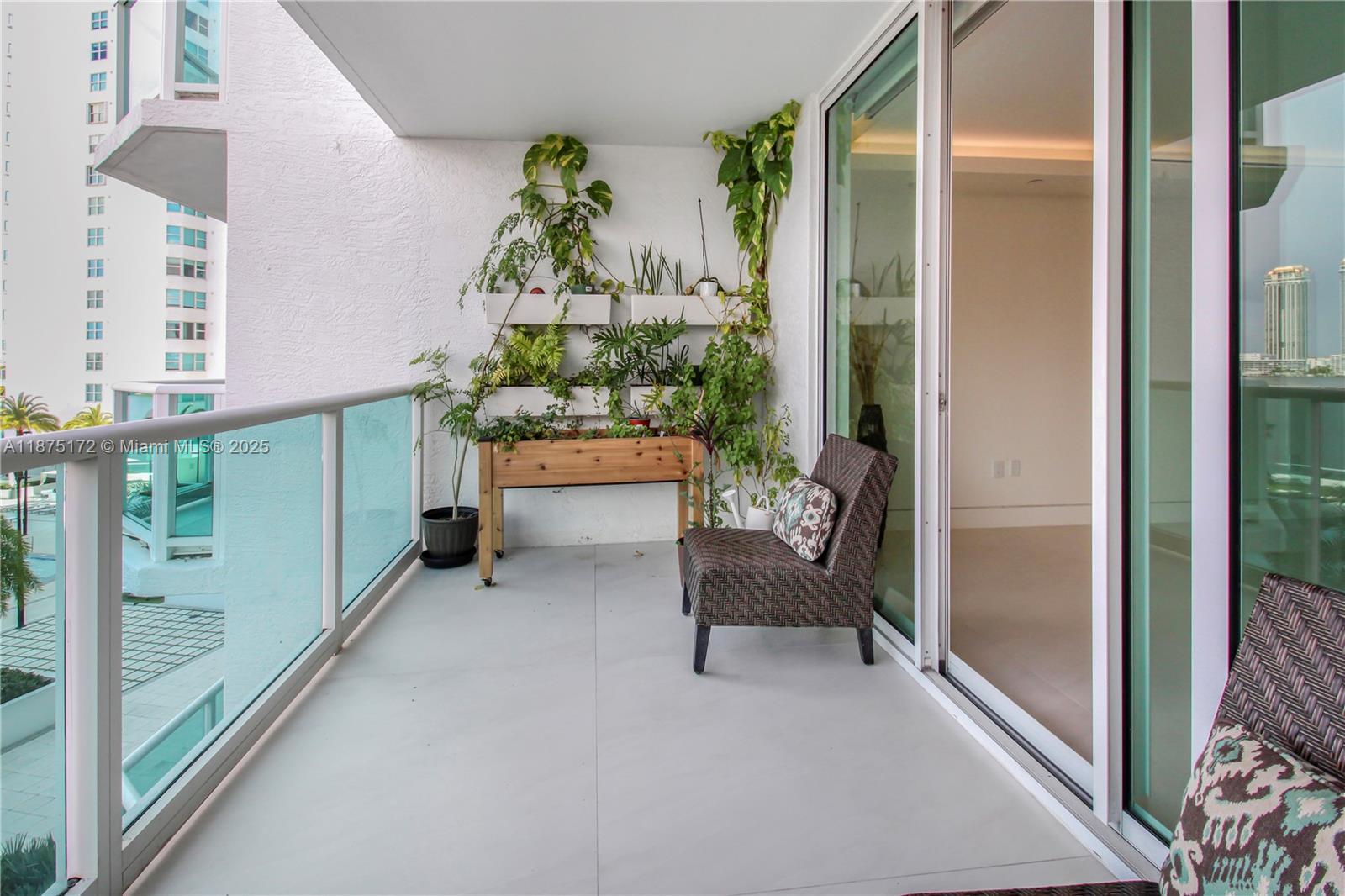 3301 NE 183rd St #503, Aventura FL 33160