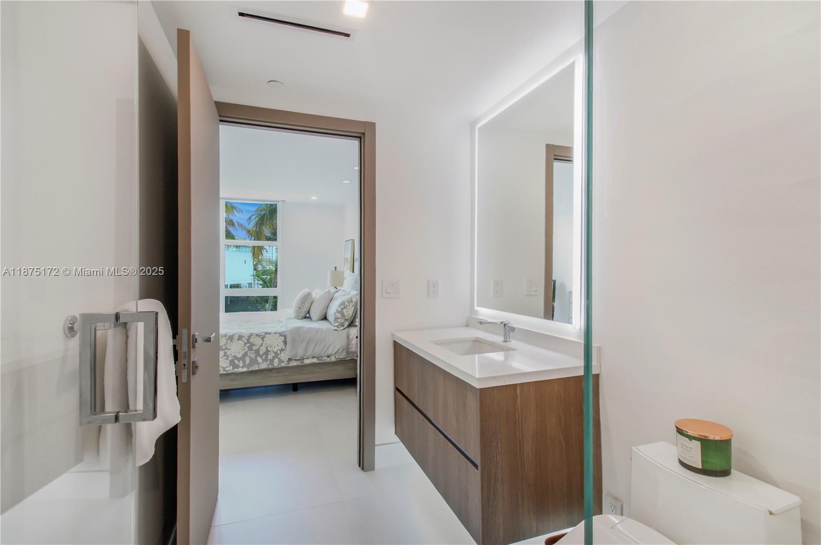 3301 NE 183rd St #503, Aventura FL 33160