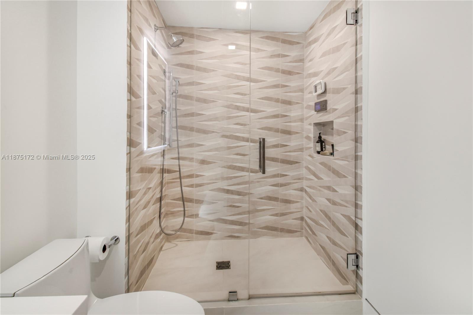 3301 NE 183rd St #503, Aventura FL 33160