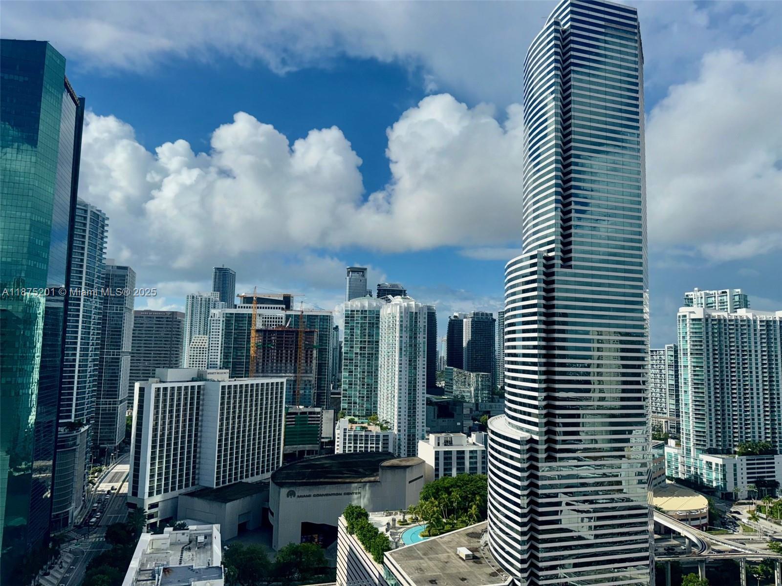 151 SE 1st St #2807, Miami FL 33131