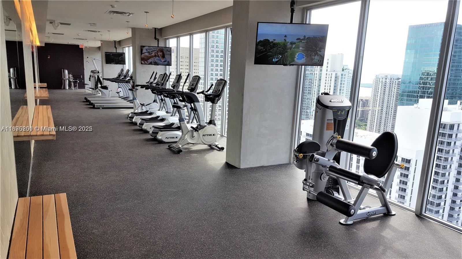 151 SE 1st St #2807, Miami FL 33131
