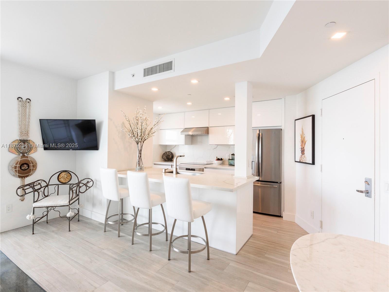 2475 Brickell Ave #2401, Miami FL 33129