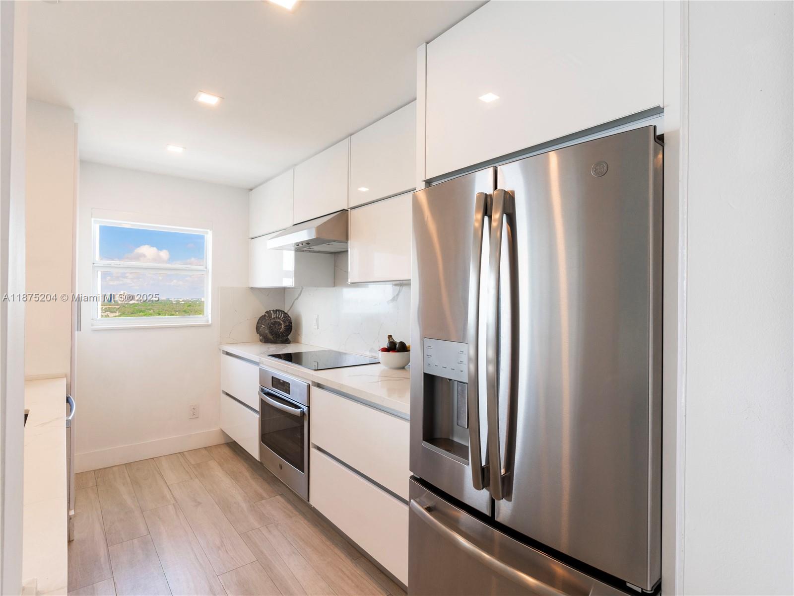 2475 Brickell Ave #2401, Miami FL 33129