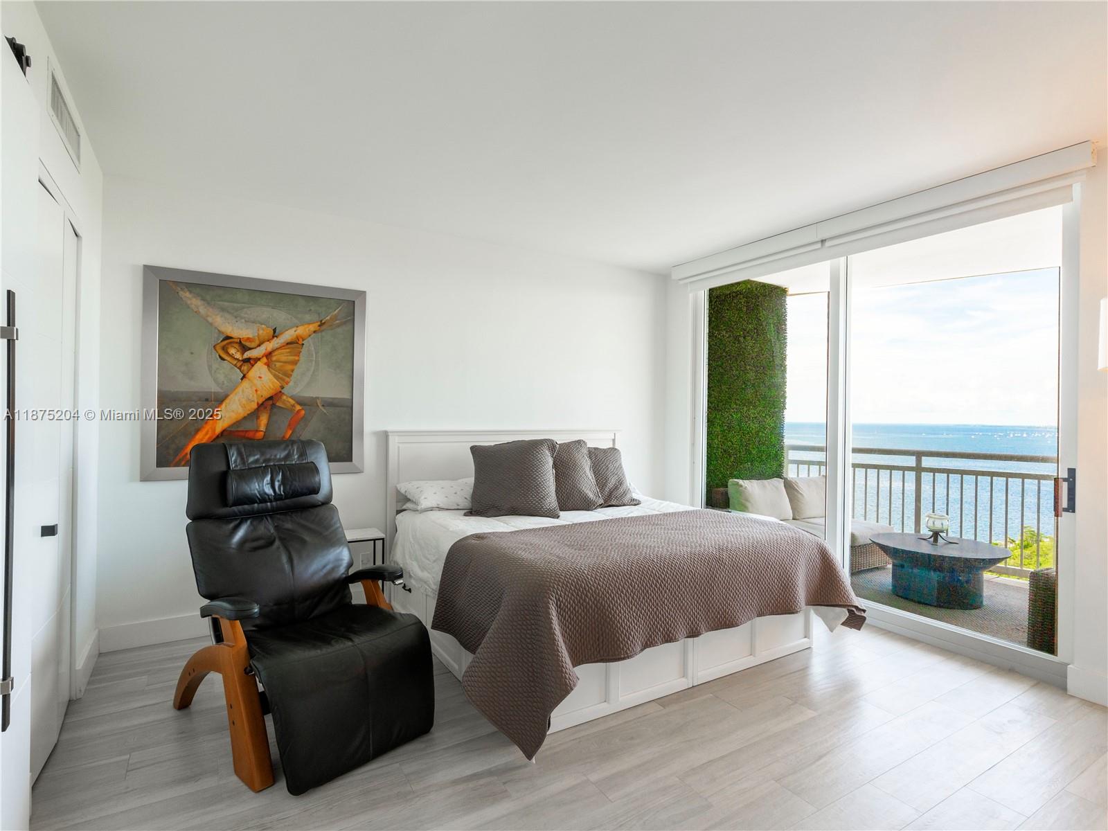 2475 Brickell Ave #2401, Miami FL 33129