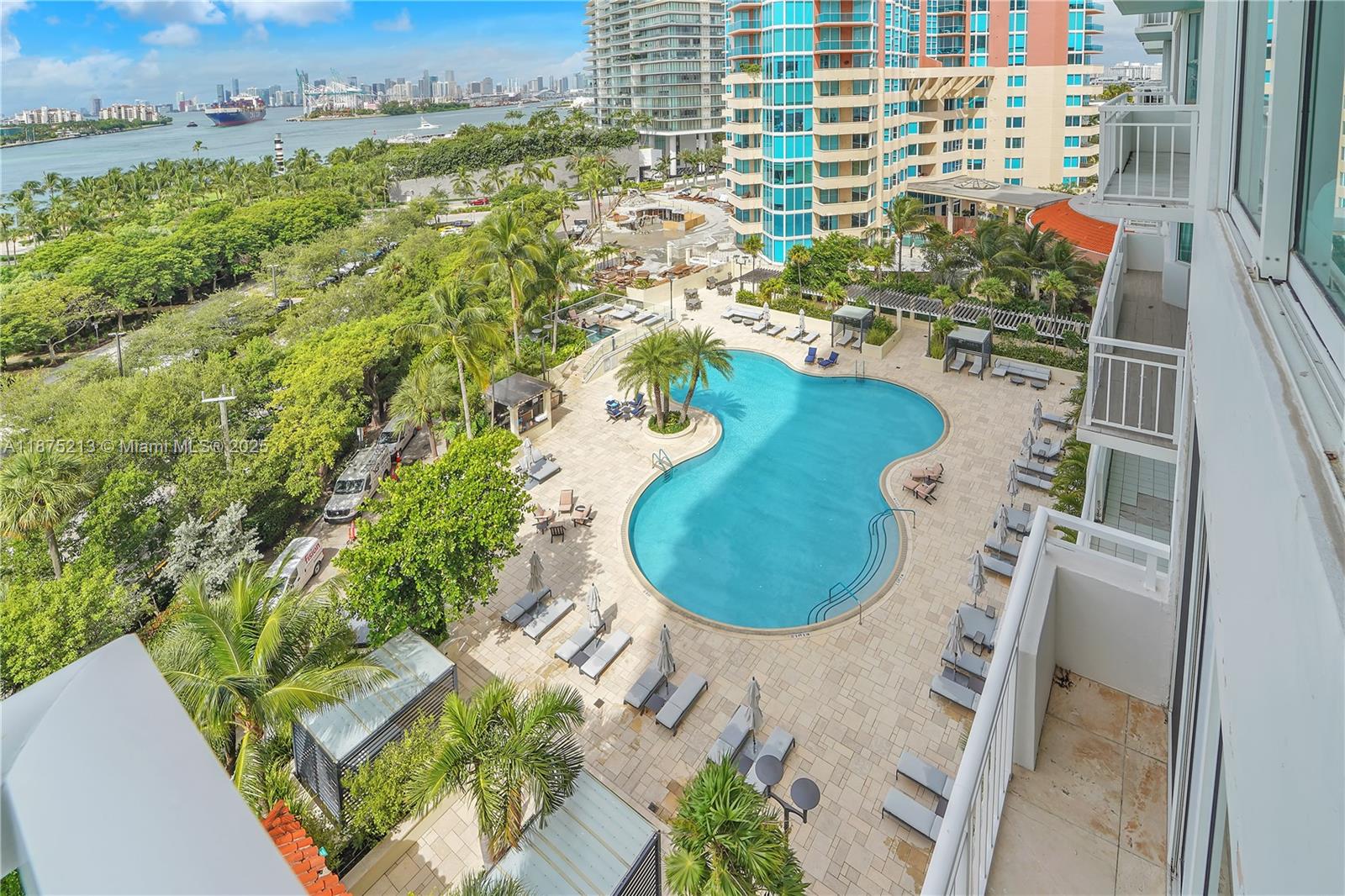 400 S Pointe Dr #901, Miami Beach FL 33139