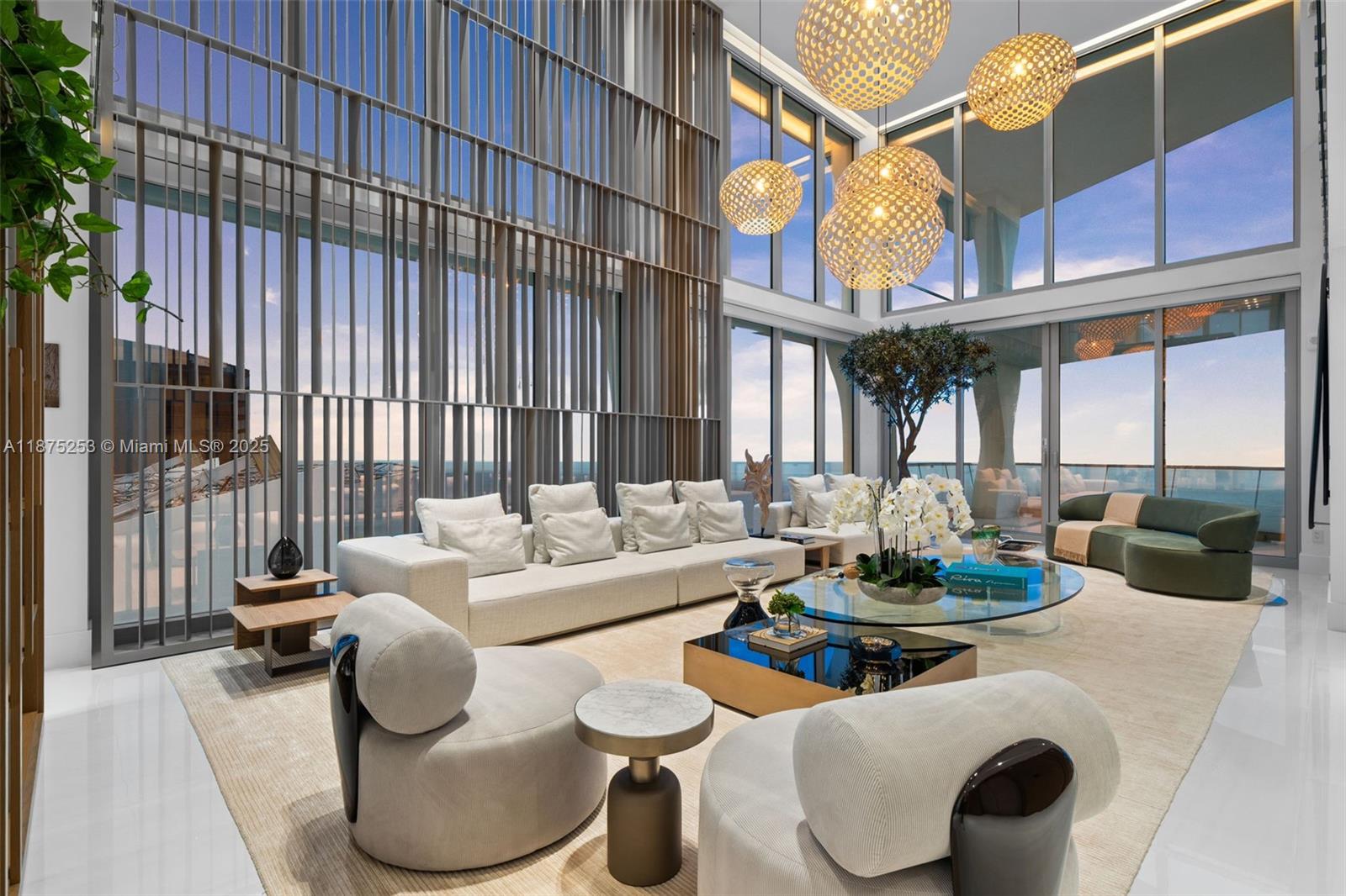 16901 Collins Ave #5105, Sunny Isles Beach FL 33160