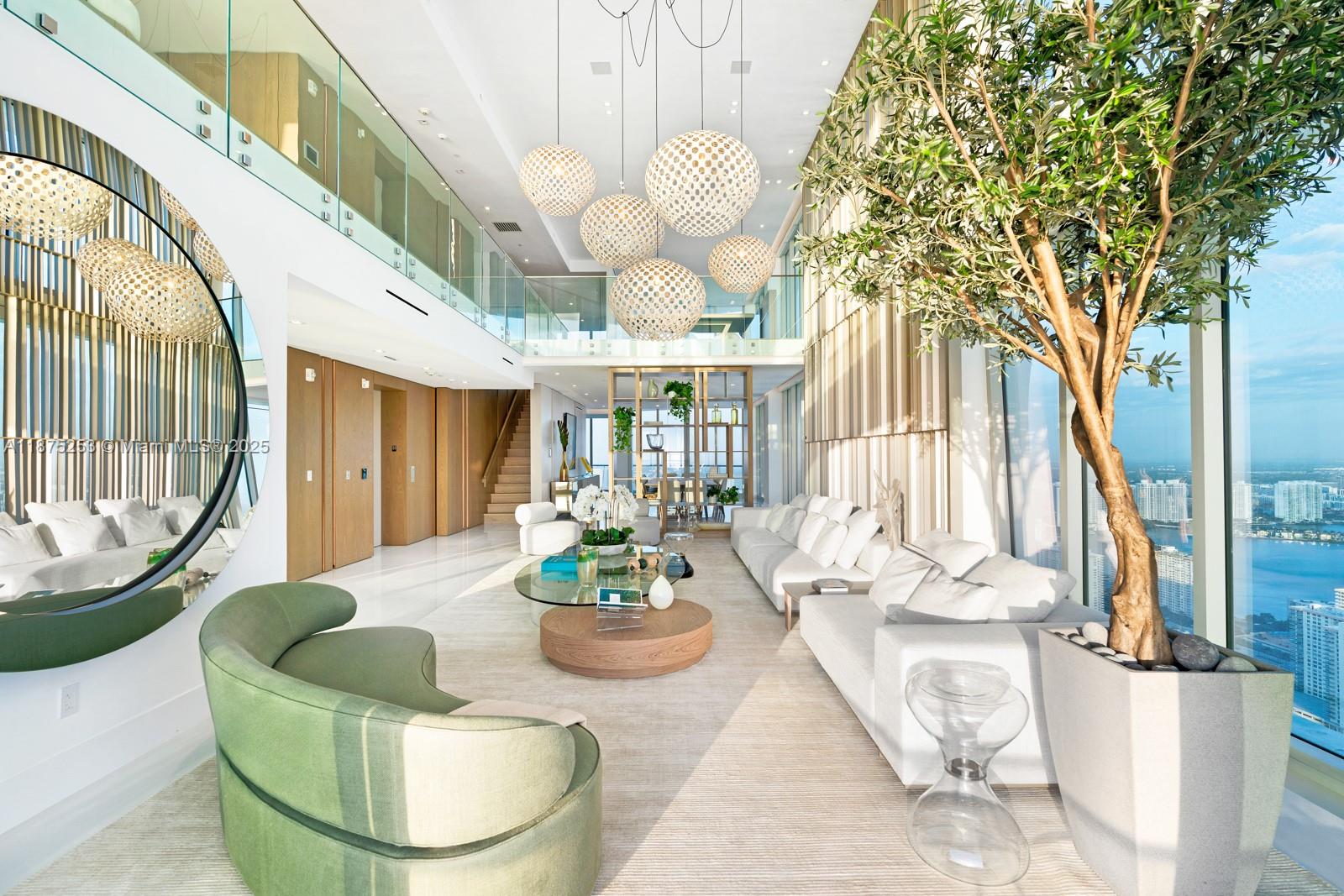 16901 Collins Ave #5105, Sunny Isles Beach FL 33160
