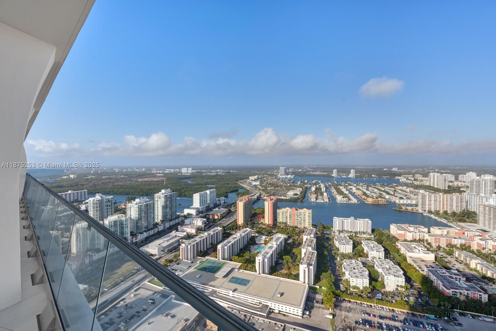 16901 Collins Ave #5105, Sunny Isles Beach FL 33160