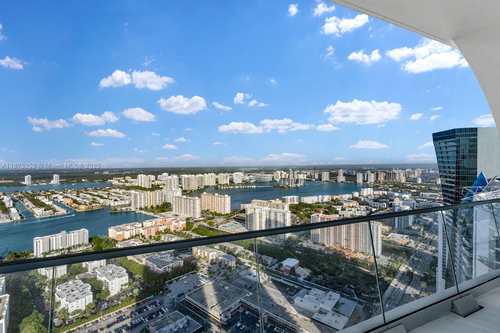 16901 Collins Ave #5105, Sunny Isles Beach FL 33160
