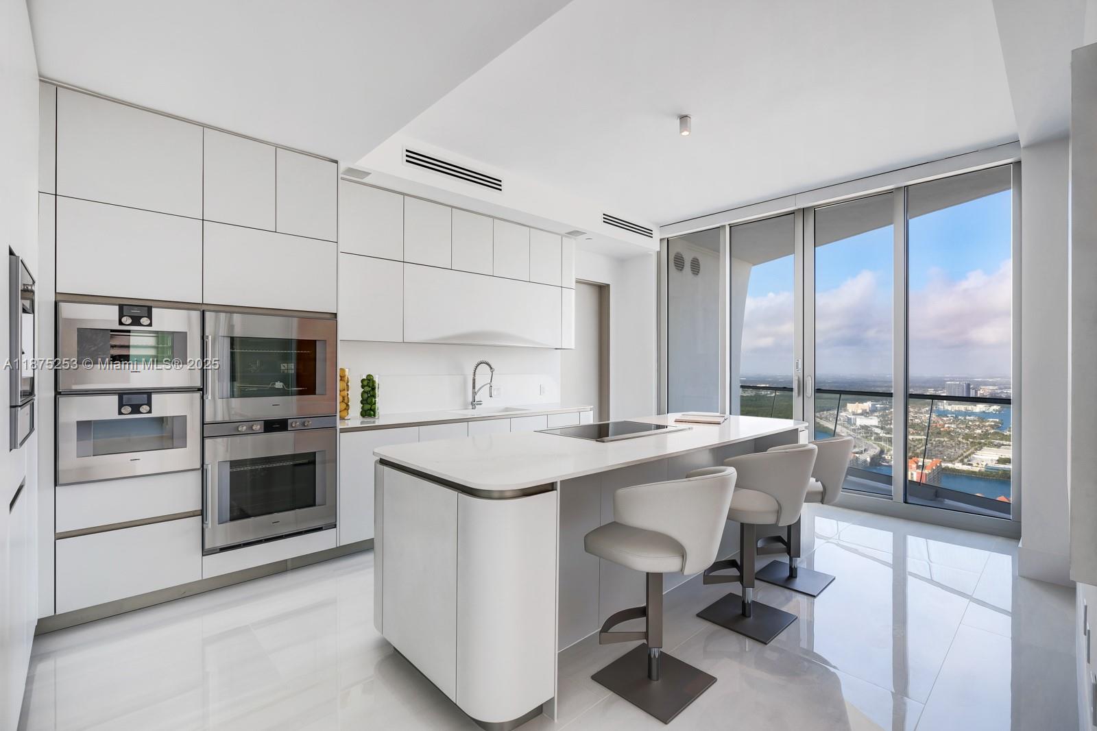 16901 Collins Ave #5105, Sunny Isles Beach FL 33160