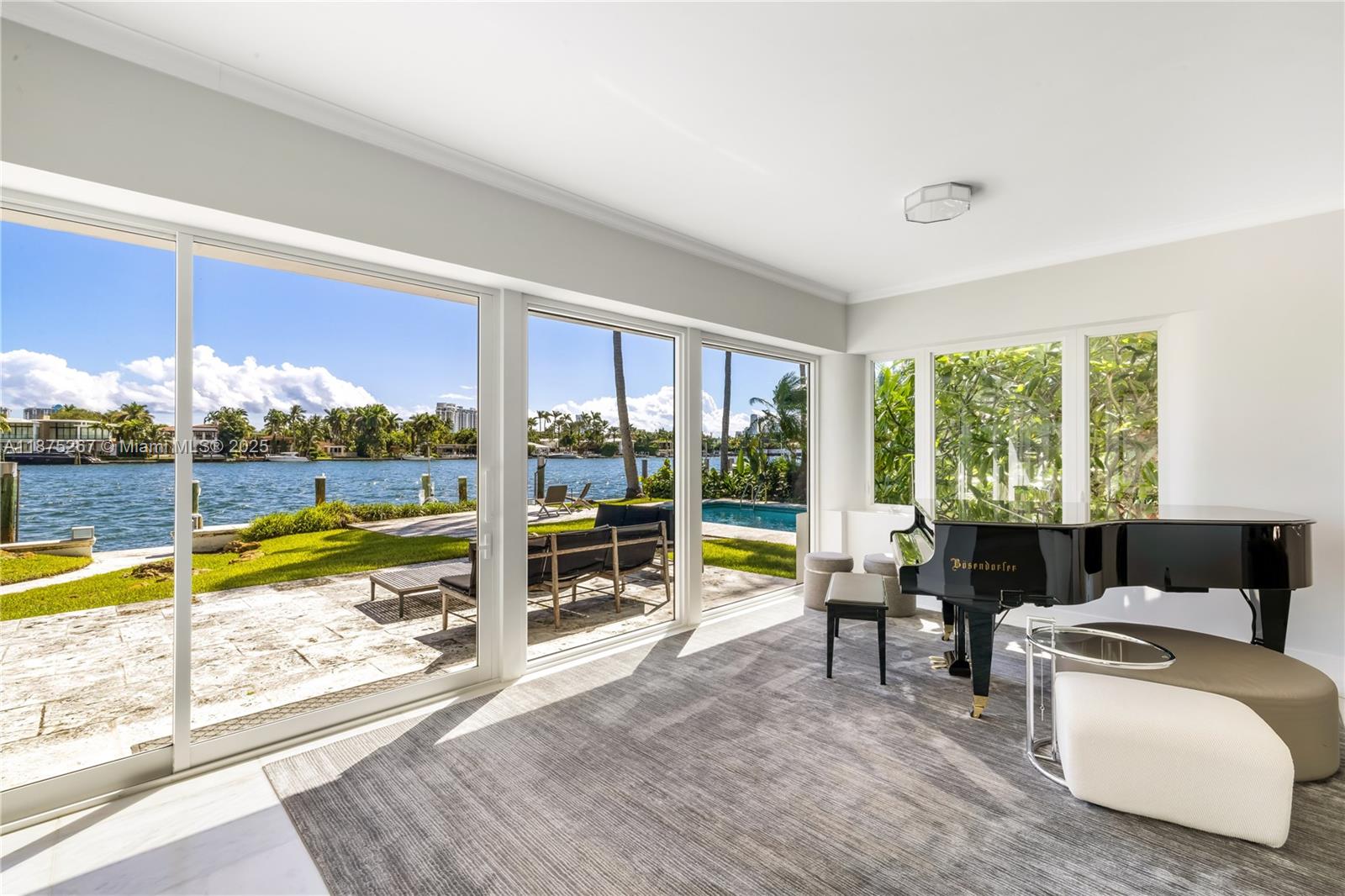 625 E Dilido Dr, Miami Beach FL 33139