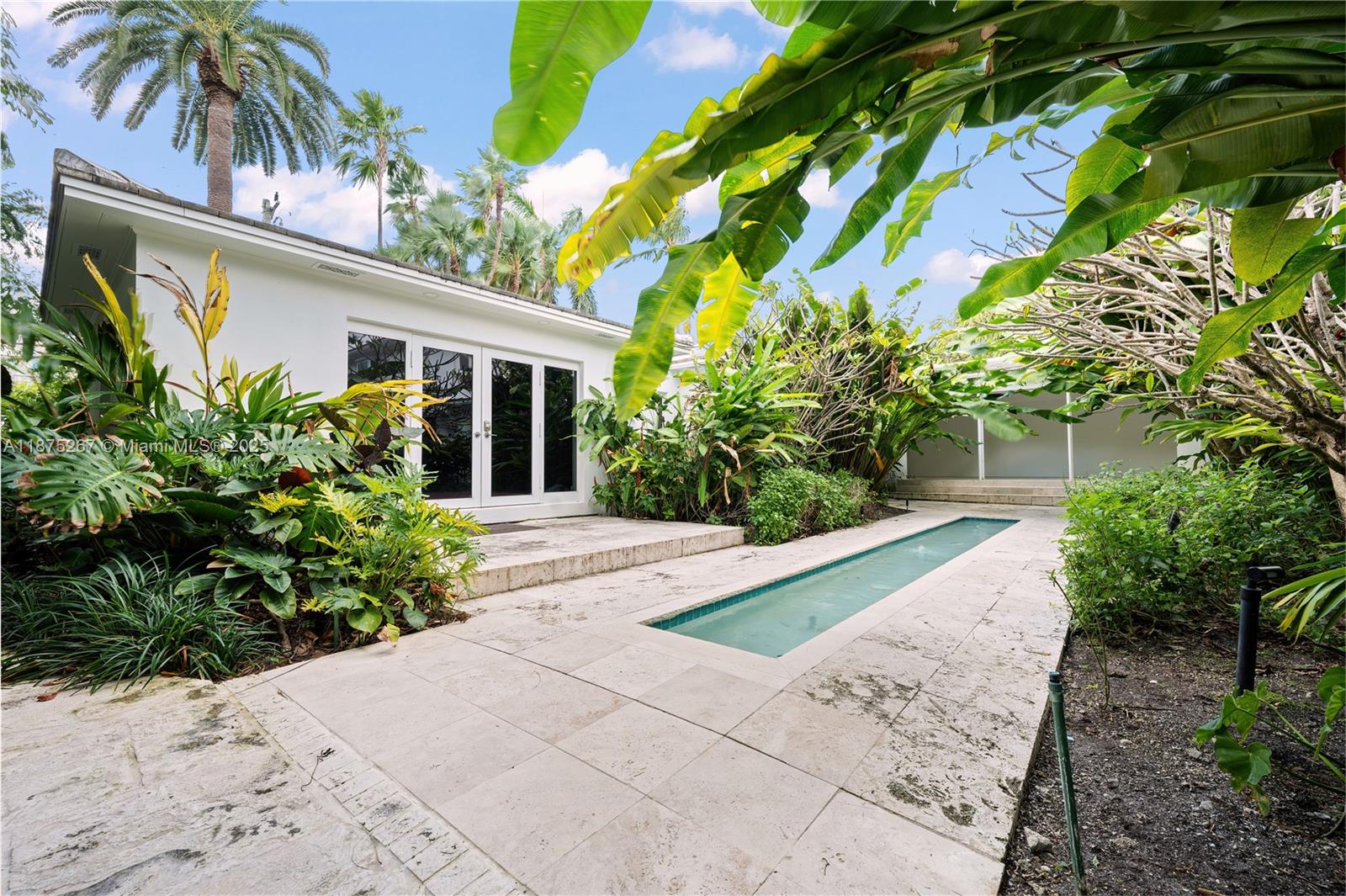 625 E Dilido Dr, Miami Beach FL 33139
